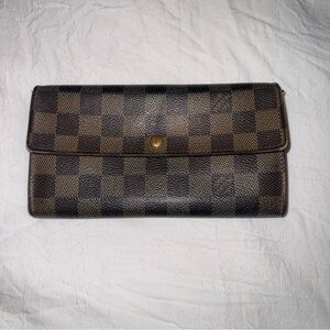 100%‎ Authentic Louis Vuitton Sarah Wallet | Damier Ebene Canvas | Made in Spain